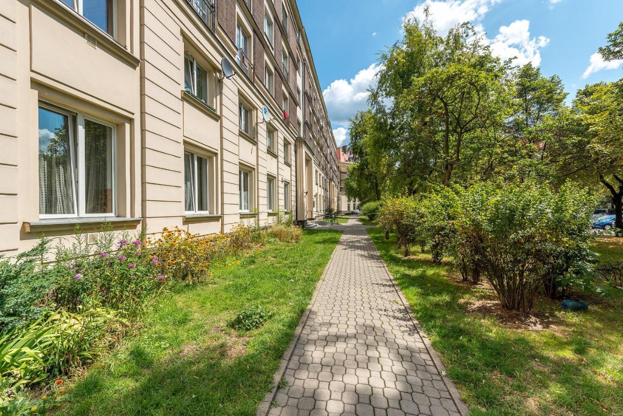 Zbawiciela Square P&o Serviced Apartament *