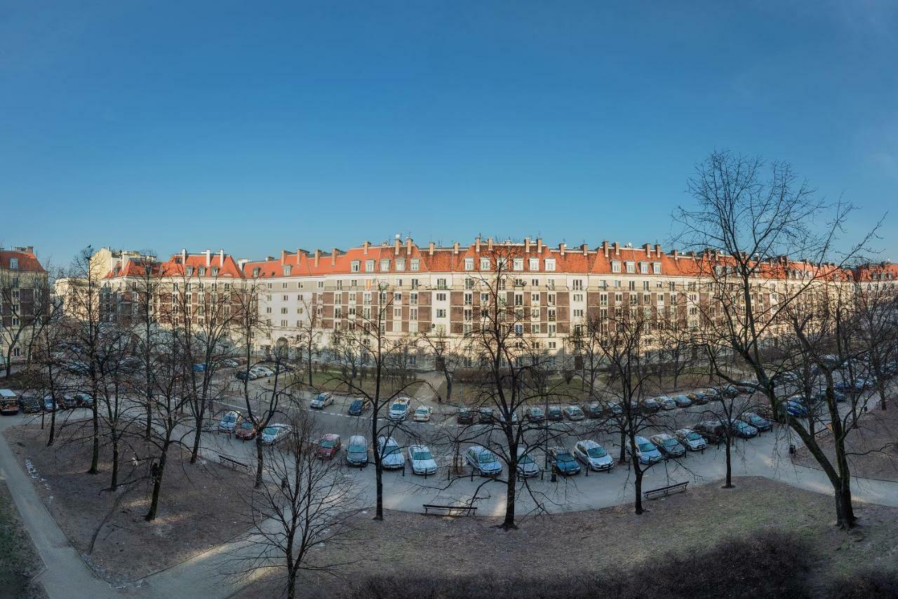 Zbawiciela Square P&o Serviced Apartament *